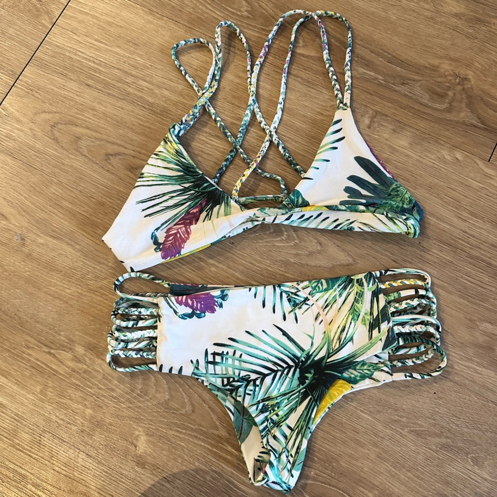 Stone Fox Swim Leafy Strappy Bikini